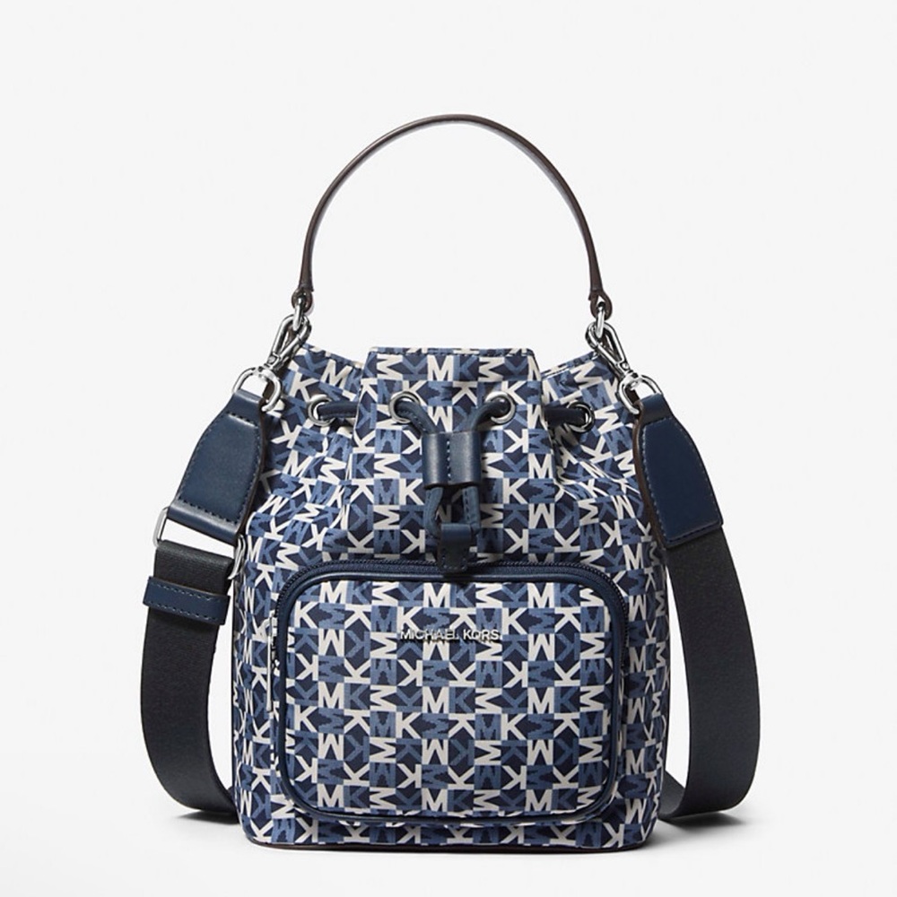 Michael Kors Khai Small Signature Logo Bucket Bag nwt